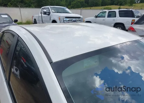 2010 Toyota Prius Iv z USA, uszkodzony, nr VIN JTDKN3DU4A5177390